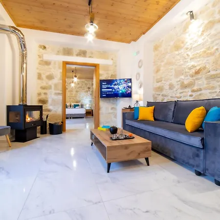 Asmani Apartment *